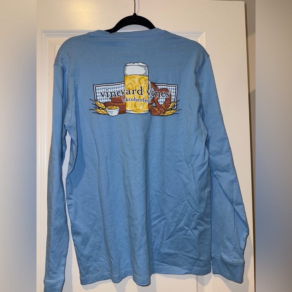 NWT Vineyard Vines  Oktoberfest Long-Sleeve Pocket Tee - S